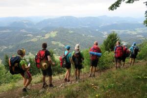 Posavsko hribovje je že za njimi. 